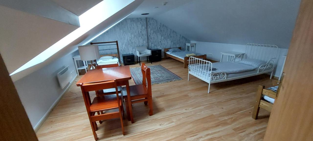וילנה 25 Hours Hostel חדר תמונה