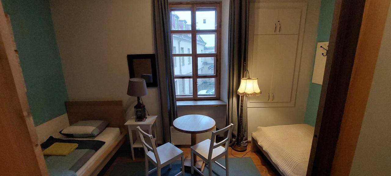 וילנה 25 Hours Hostel חדר תמונה