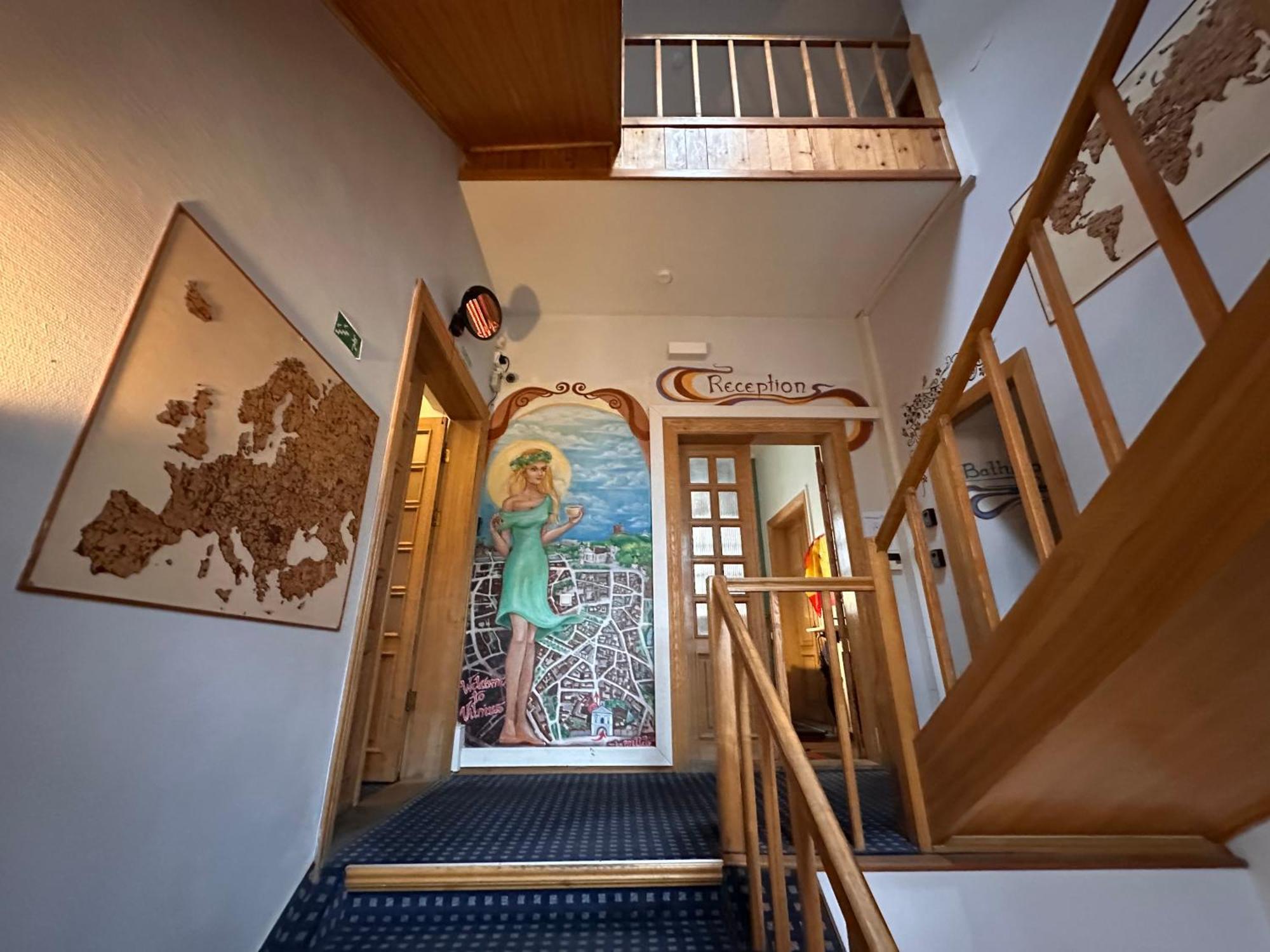 וילנה 25 Hours Hostel מראה חיצוני תמונה