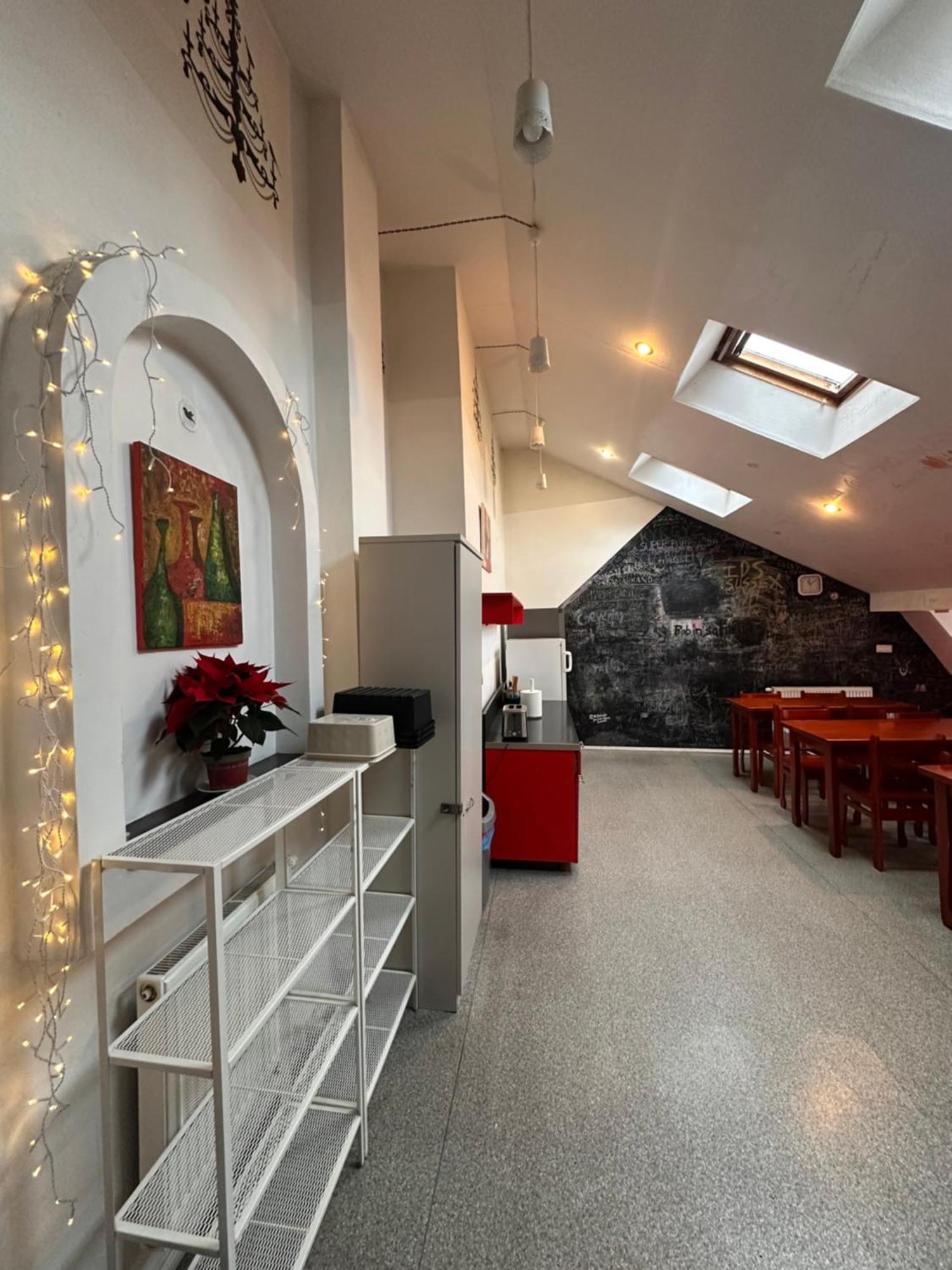 וילנה 25 Hours Hostel מראה חיצוני תמונה